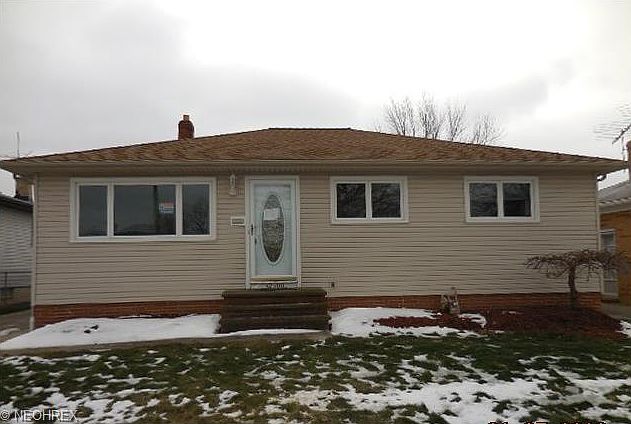 1st image of 32300 Knobel St