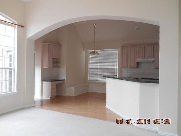 5th image of 205 Bricknell Ln