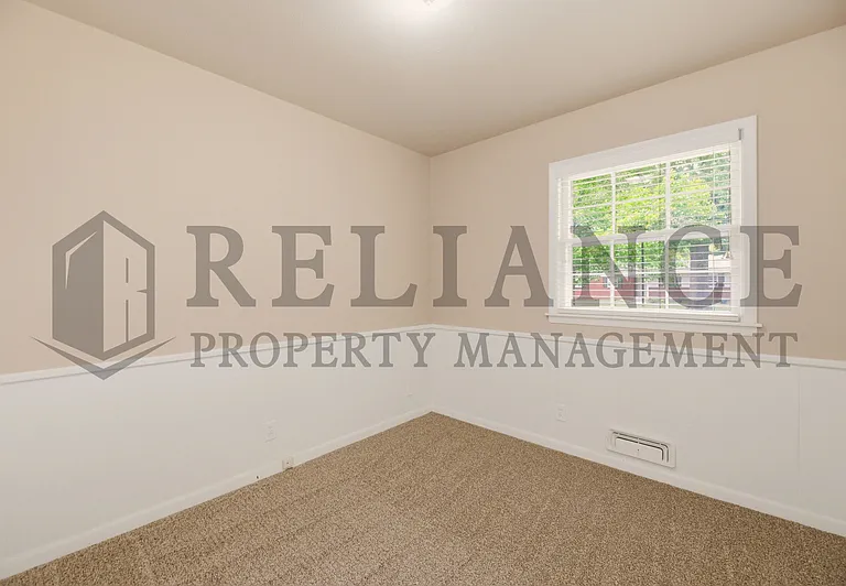 6517 E Elm St — Photo 27