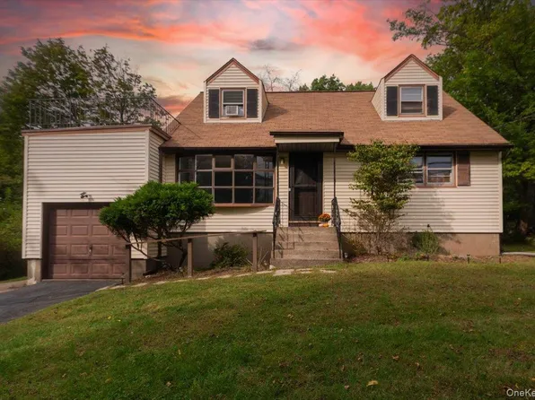 160 E Willow Tree Road, Spring Valley, NY 10977