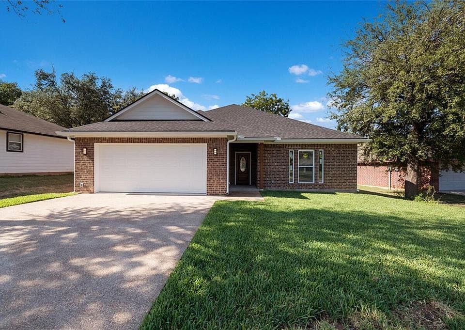 1st image of 2305 Los Arboles Ln