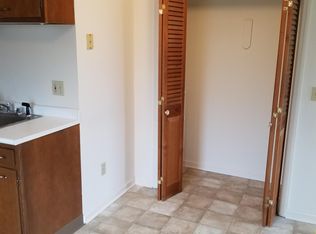 25 Clinton St, Valhalla, NY 10595
