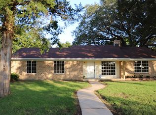 8503 Peters Rd, Manvel, TX 77578