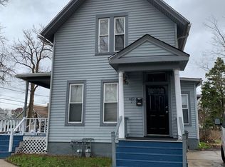 482 Stella St #2, Elgin, IL 60120