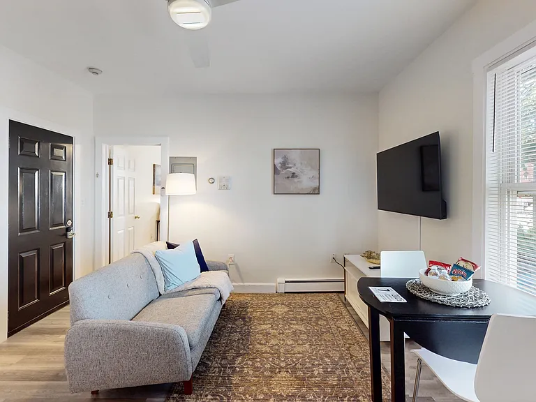 24 Hews St #1 — Photo 2