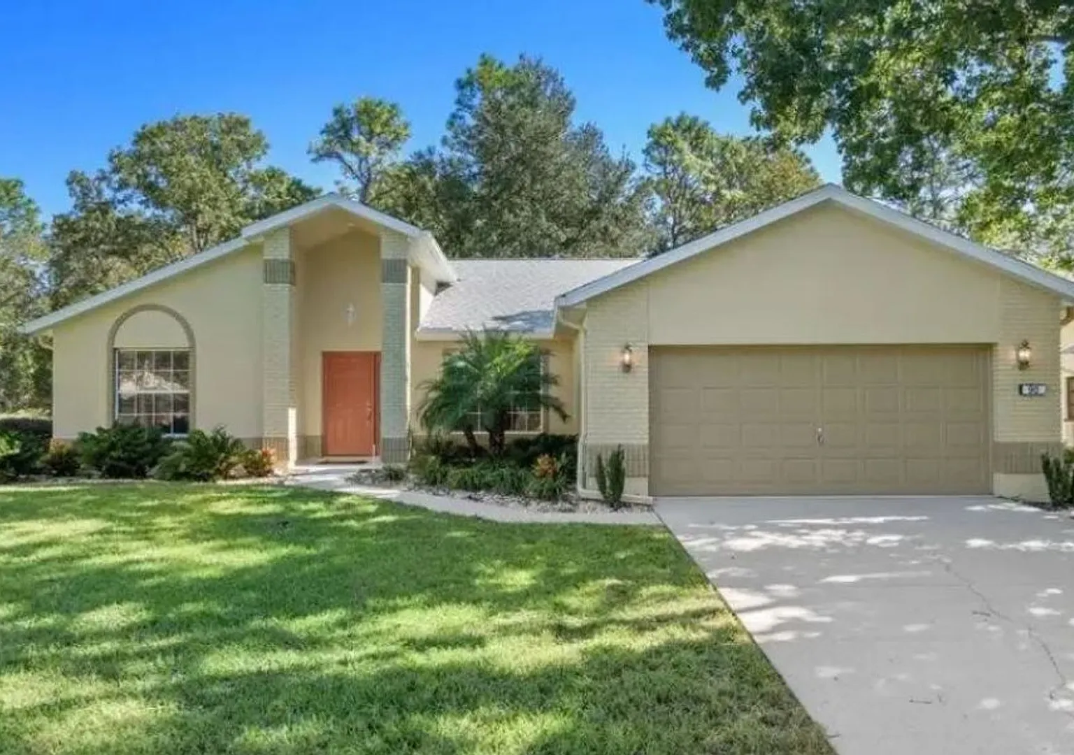 Beautiful 3 Bedroom 2 Bath Pool Home In Sugarmill Woods — Photo 1