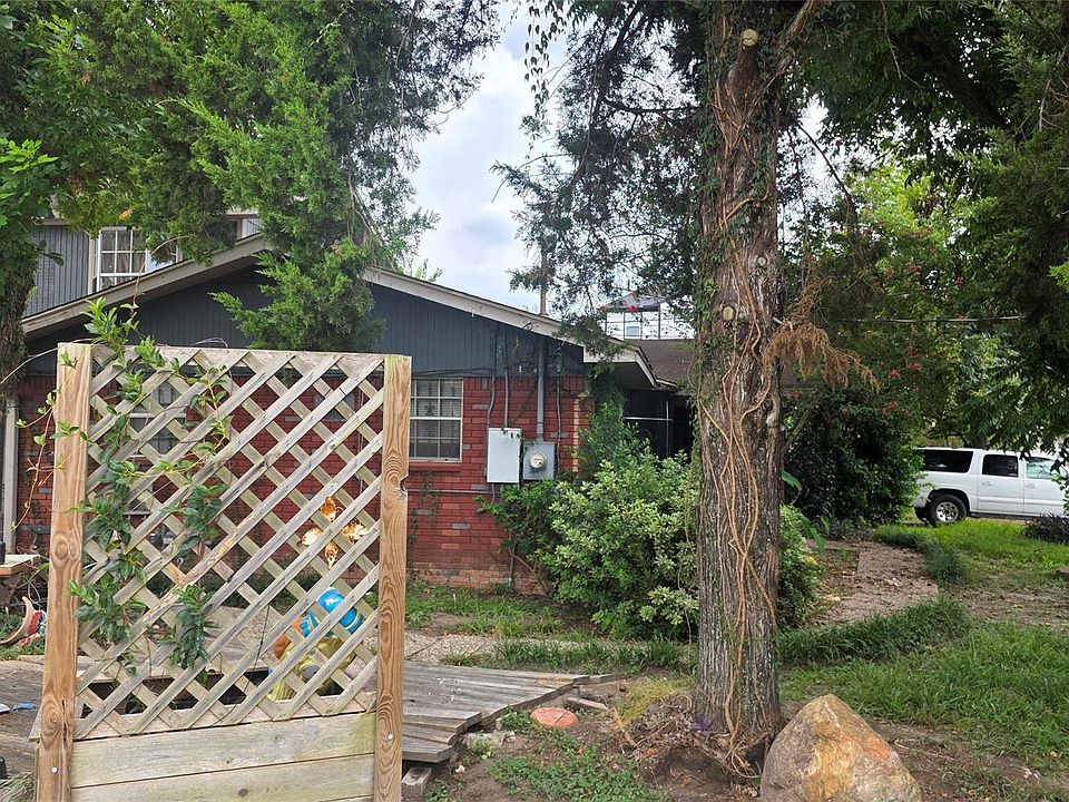 1st image of 4518 Robertson St