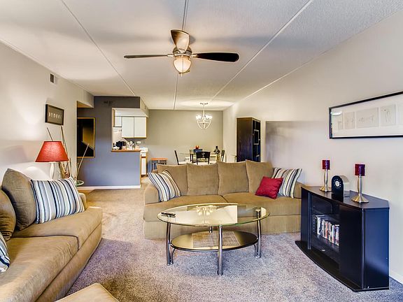 5th image of 500 Redondo Dr APT 403