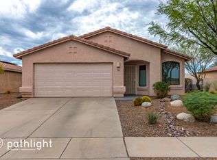 8370 N Sayante Way, Tucson, AZ 85743
