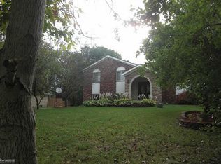 3214 Willet Ave, Rochester Hills, MI 48309