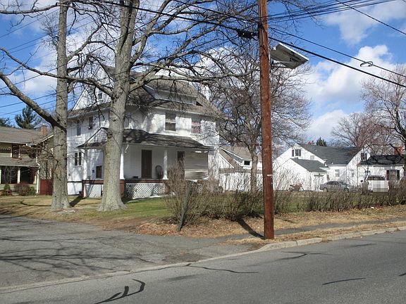 2nd image of 339 Northfield Ave