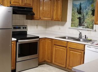 44 Greenwich Plns Rd #3, Ware, MA 01082