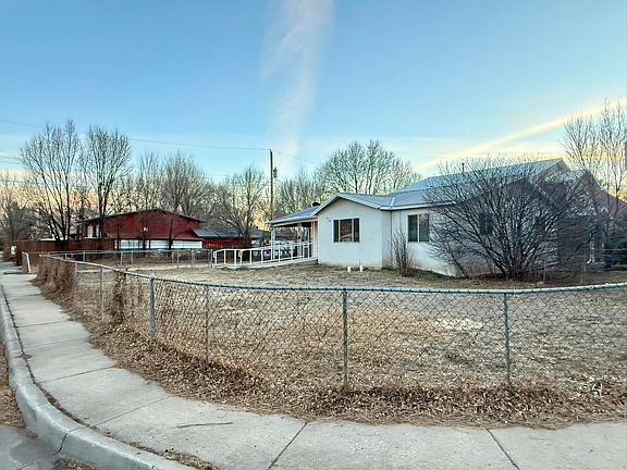 3rd image of 111 Dolores St
