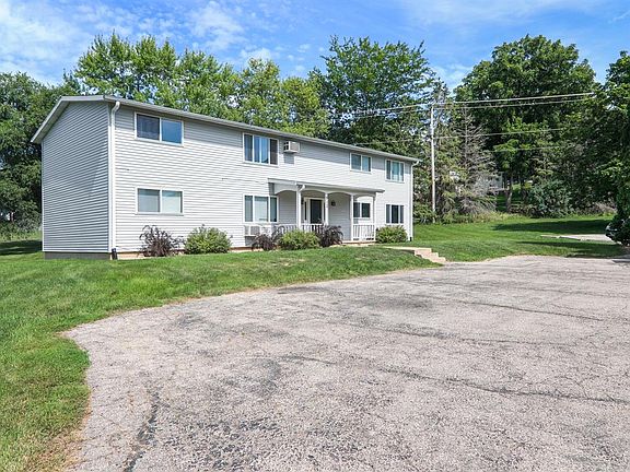 2nd image of 512 S Main St #1B---1B
