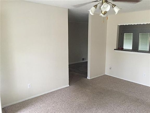 3rd image of 2117 Glenwick Ln