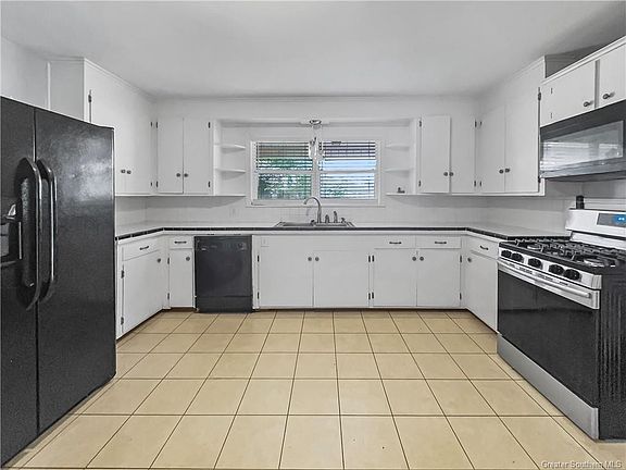 5th image of 701 McKinley St