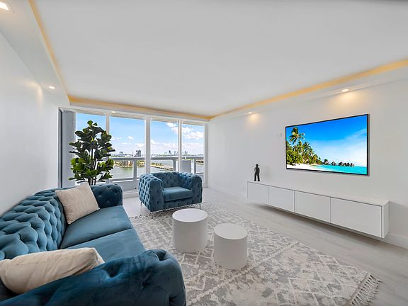 4th image of 1717 N Bayshore Dr #Id1054108p