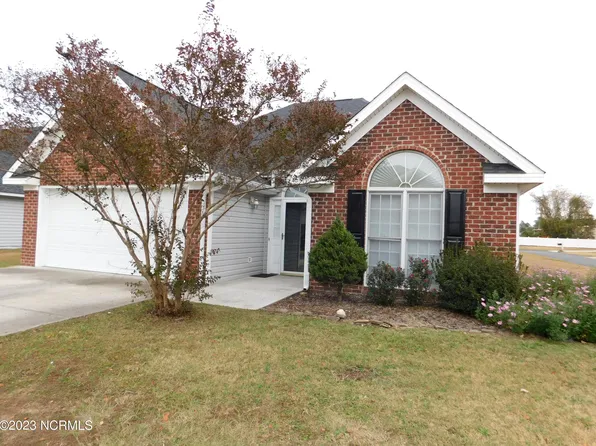 1600 Colony Lane, Laurinburg, NC 28352