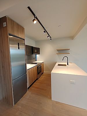 3rd image of 885 Rogers Ave #522