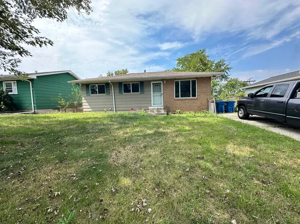2030 Matthews Pl, Gary, IN 46406