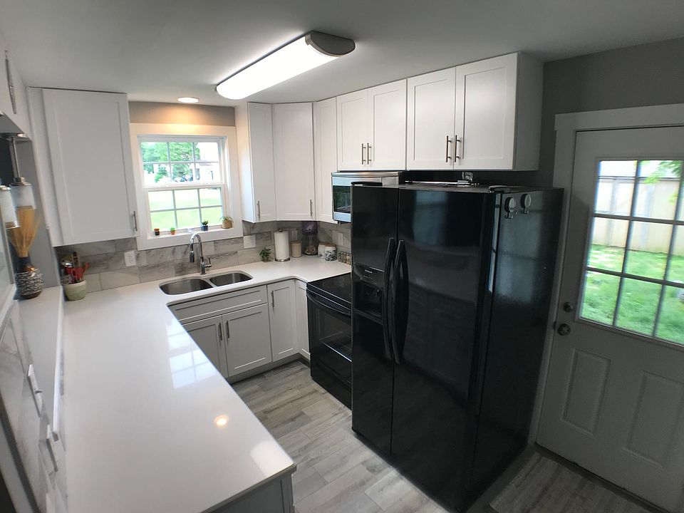 1st image of 2311 Kimberly Dr