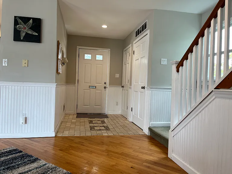 121 3rd Ave — Photo 11