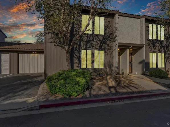 895 Greenfield Ave, Hanford, CA 93230