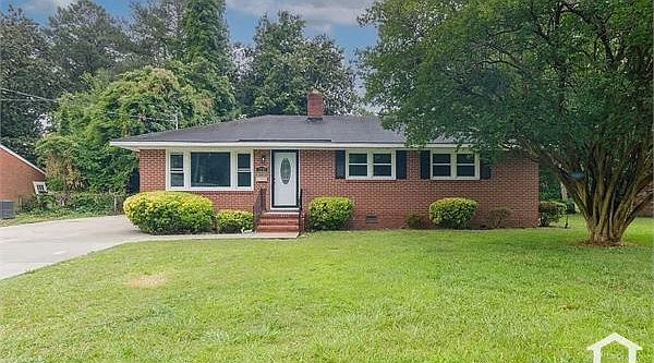 1st image of 3221 Rogers Dr