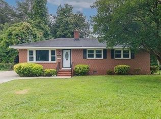 3221 Rogers Dr, Fayetteville, NC 28303