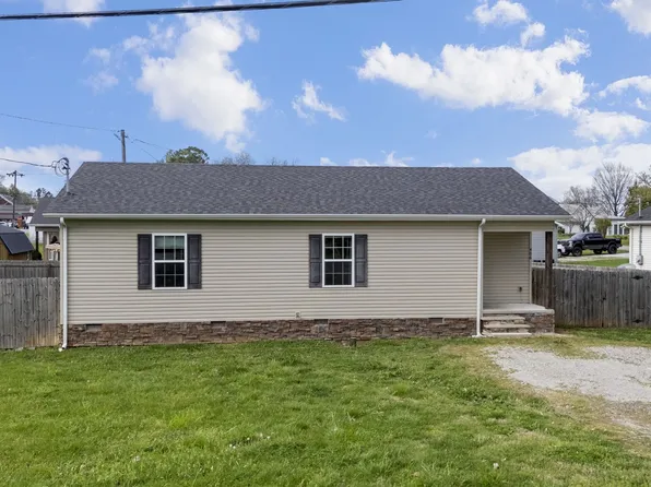 406 Cherry St, Decherd, TN 37324