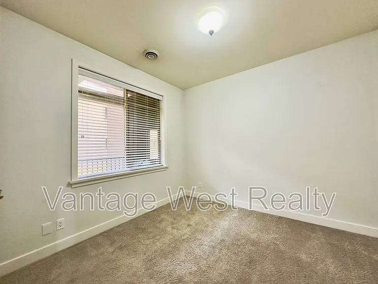4042 Pritchard Dr N #2204 — Photo 10