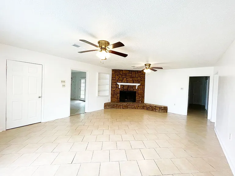 16405 Patton Ave — Photo 9