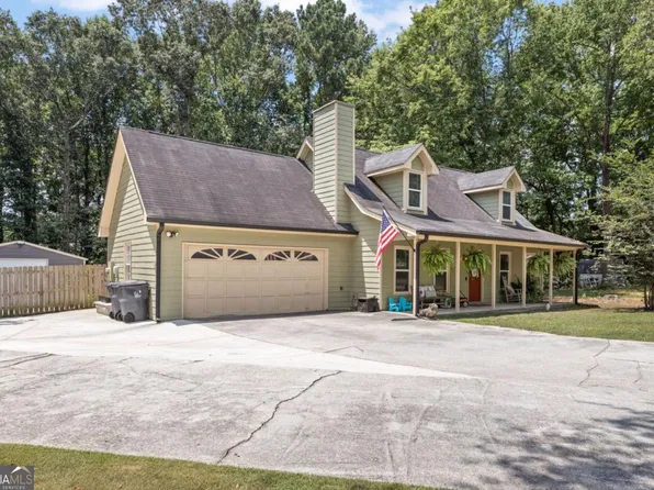 517 Chase Ct, Loganville, GA 30052