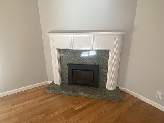 4th image of 2728 Polk St