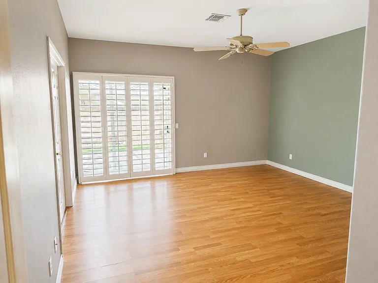 78724 Como Ct — Photo 10
