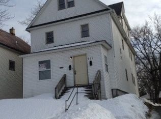 611 May St #2, Waukegan, IL 60085