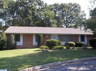 5203 Oakmont Cir, Roanoke, VA
