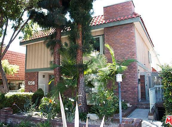 2nd image of 1238 12th St Unit 3