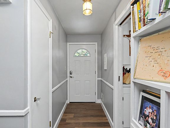 4th image of 211 Oakwood Dr