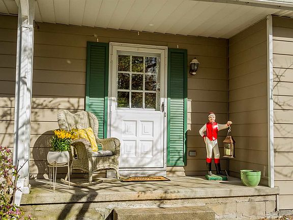 3rd image of 116 Hathorn Blvd