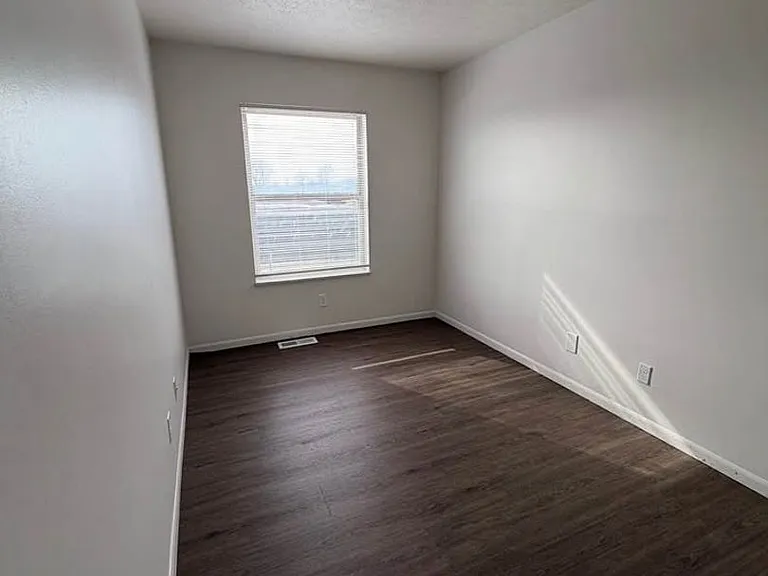 Jefferson Crossing Townhomes — Photo 44