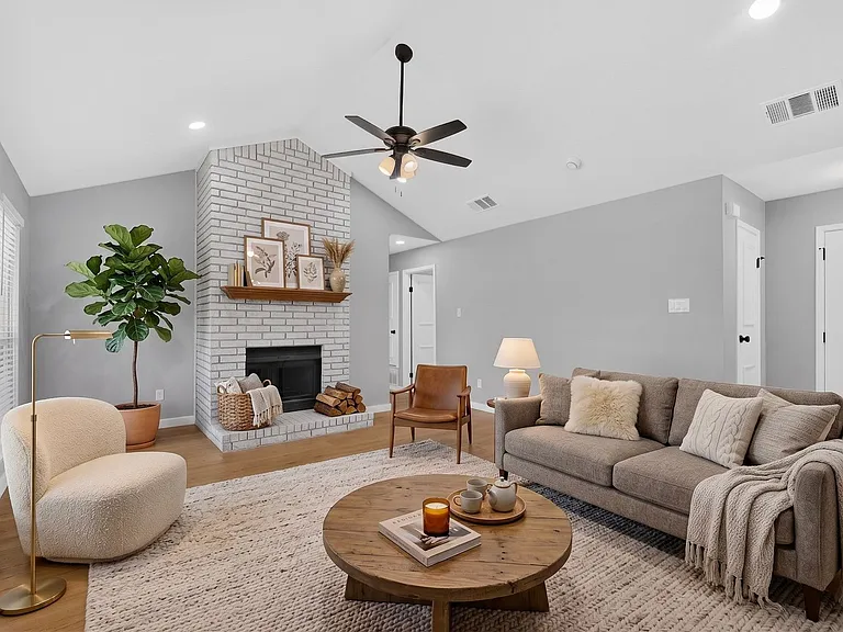 215 Aspenway Dr — Photo 11