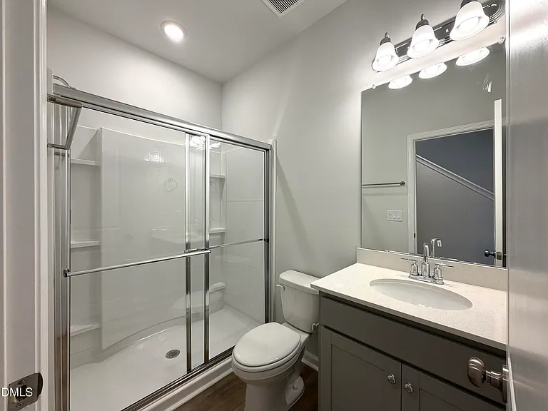 913 Fearless Rd — Photo 4