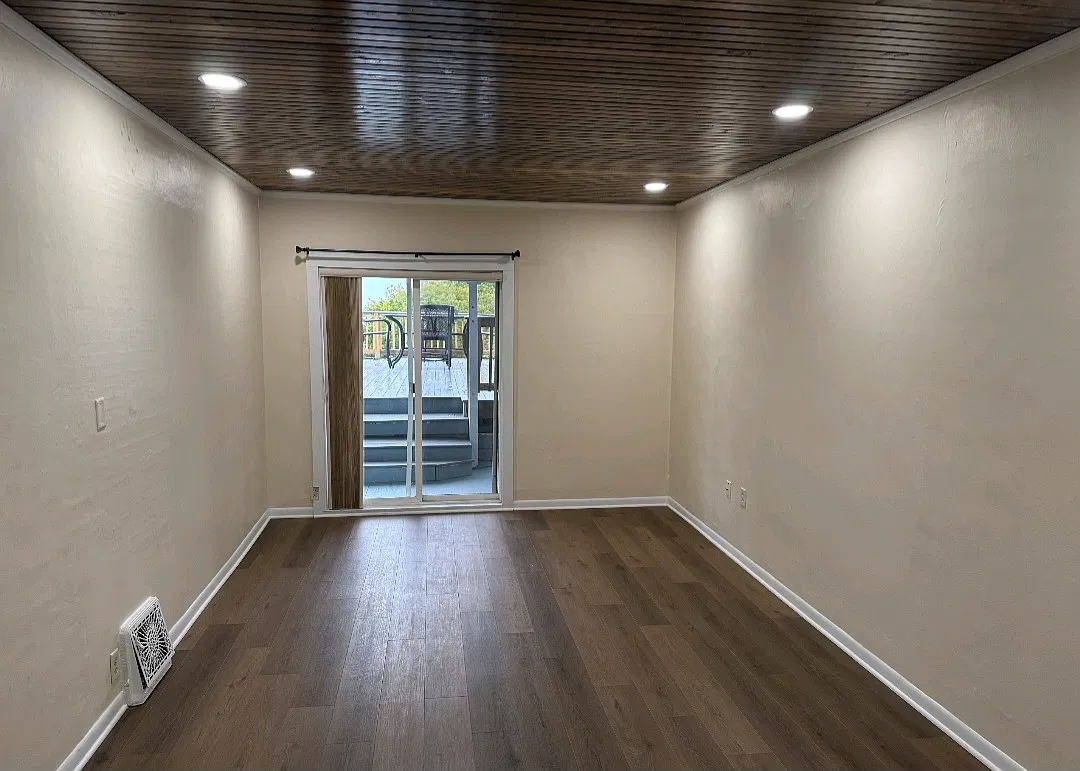 4 bed, 1.5 bath, 1800 sqft, $2,500 — Photo 3