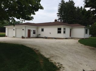 3133 Branch River Rd, Manitowoc, WI 54220