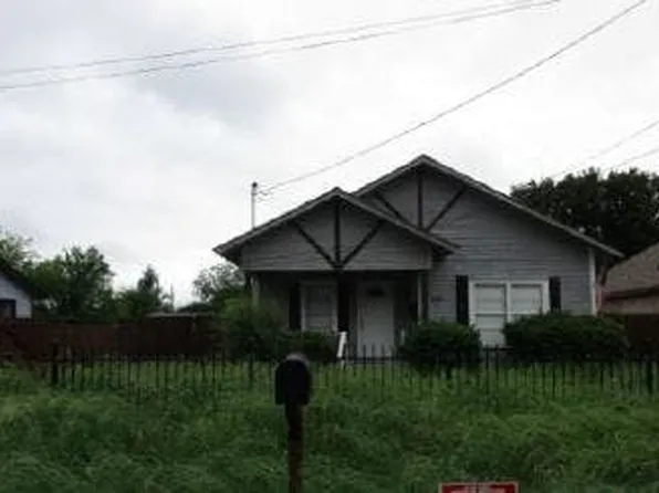 706 Mount Olive St, Terrell, TX 75160