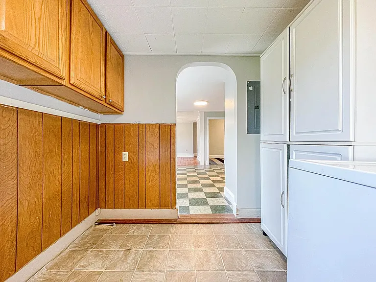 27 Brentwood St #2 — Photo 26