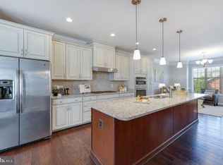 22603 Naugatuck Sq, Ashburn, VA 20148