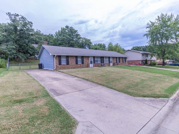 1715 Stanford Dr