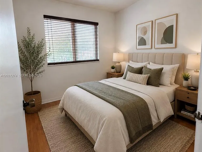 995 NE 34th Ave #201 — Photo 23